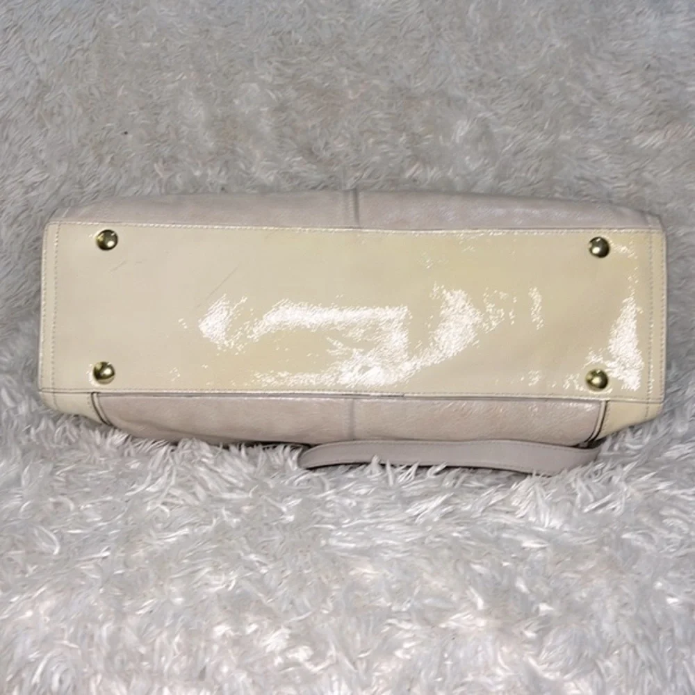 COACH Authentic 16298 - Picture 4 of 17